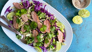 Asiatisk inspireret salat med and
