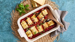 Aubergineruller med ricotta