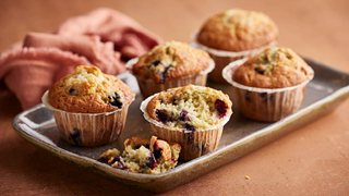 Blåbær muffins med hvid chokolade