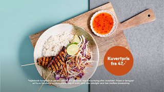 Teriyaki kyllingespyd med ris og chilisauce