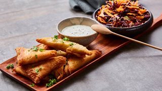 Samosa med grøntsagsfyld