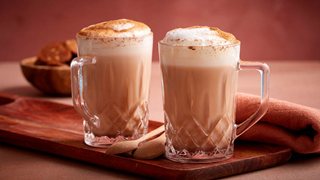 Hjemmelavet chai latte