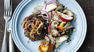 Hakkebøffer med jordskok-svampe-sauté