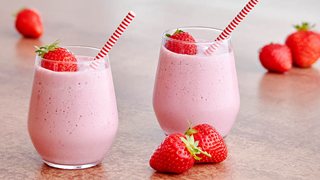 Nem jordbær milkshake