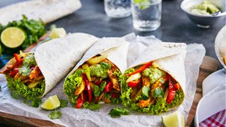 Lune fajitas med kylling og grønt