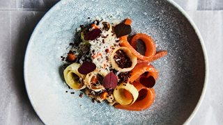 Aftensgrød med svampe, quinoa og røget laks