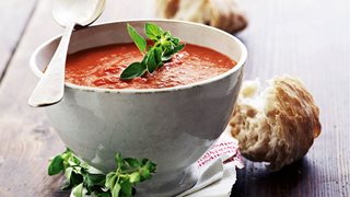 Tomatsuppe med mascarpone