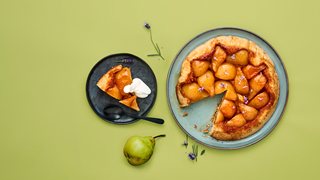 Tarte Tatin med karamelliseret pære