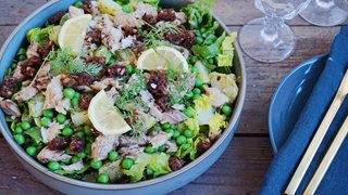 Aftensalat med makrel i citronolie