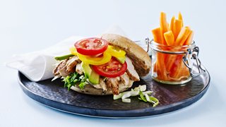 Mexi-style sandwich med skinkeschnitzel