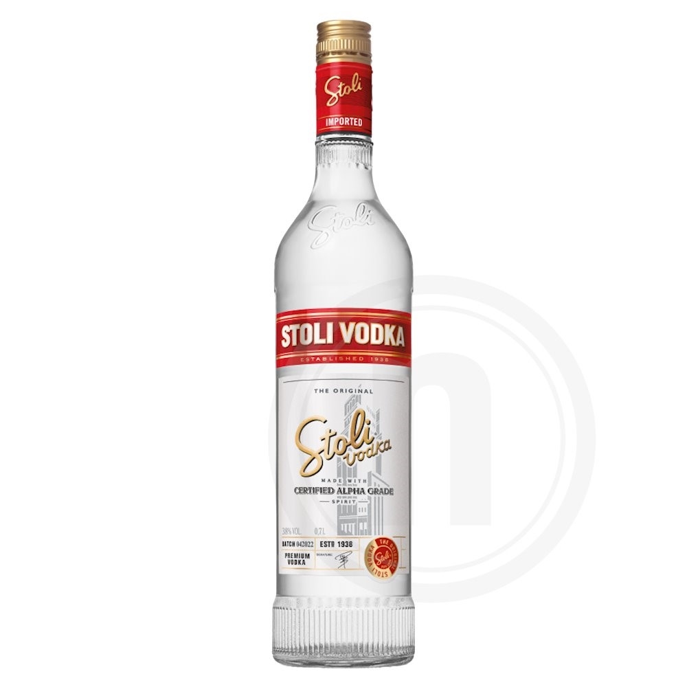 Stoli Vodka (38%)